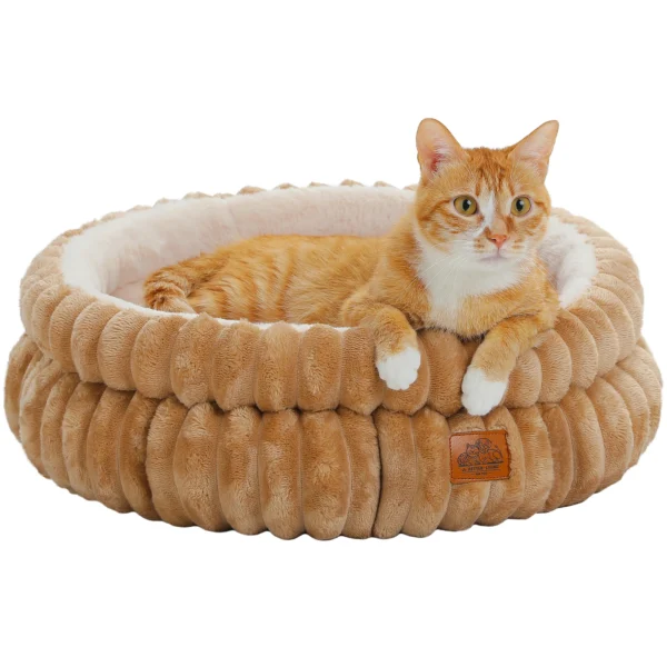Cozy Pet Bed for Indoor Cats